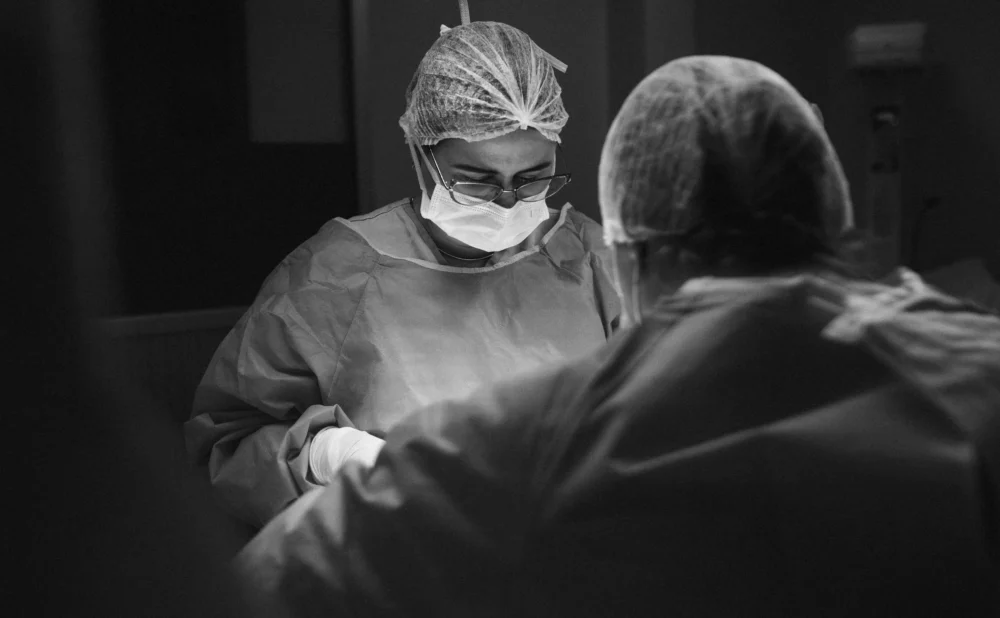 What’s the Difference Between Malpractice and Negligence
