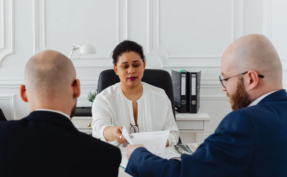 Atlanta workers compensation lawyer explaining a fee agreement