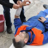 Worker reporting an on-the-job injury to an Atlanta supervisor