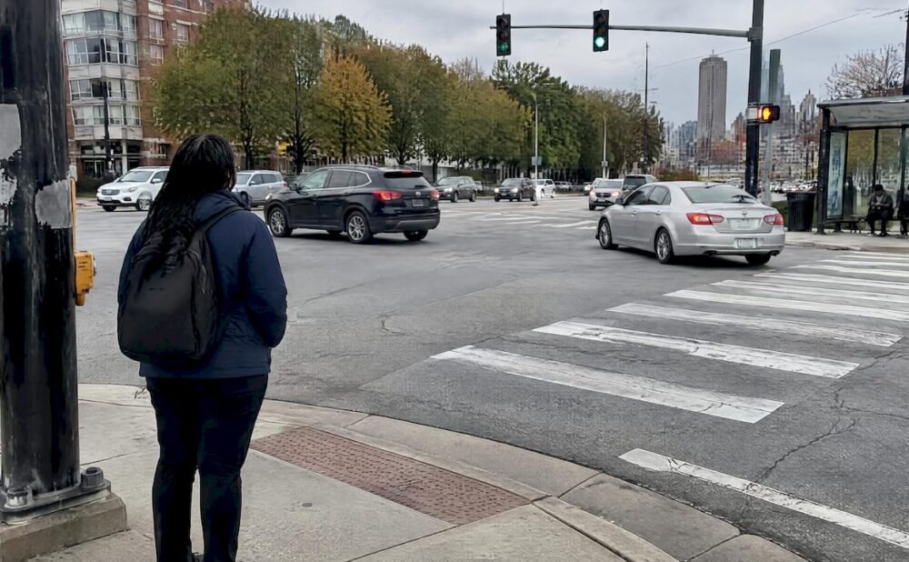 Atlanta intersection with crossing traffic and pedestrians
